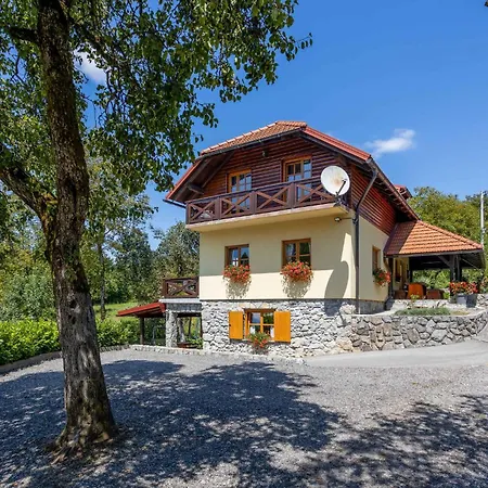 Beautiful In With Sauna Lukovdol