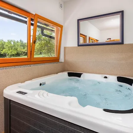 Beautiful In With Sauna Ferienhaus Lukovdol